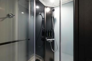 BASE LAYER HOTEL Fukuoka - 2