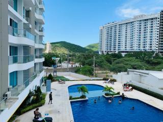 Apartamento Rodadero Sur - Gaira, con piscina y mar a una cuadra - 1