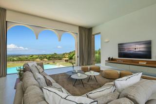 Exclusive Design Villa Facing Cabrera - 7