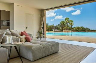 Exclusive Design Villa Facing Cabrera - 1