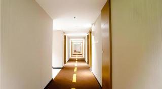 JTOUR Inn Yulin Railway Station Industrial Products Market - 5