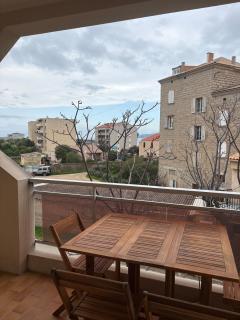 Appartement T3 plein centre bord de mer - 6