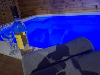 apt with private hot pool - 4