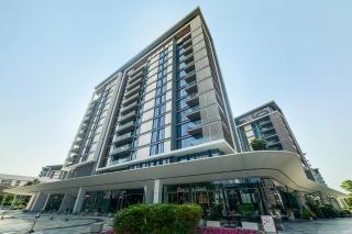 Livbnb- 3BR with Maid's Room with Full Ain Dubai View - 9