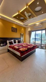 Omkar Hotel - Mahabaleshwar - 7