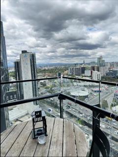 Modern Luxury Apartment near Crown - Stunning views - 6
