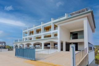ALAYA STAYS Midpoint UMA Pet-Friendly 7 BHK Villa Pool and Entertainment - 0