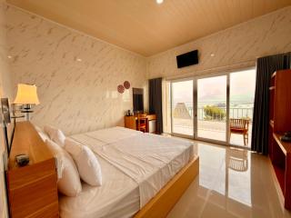Prasi Sunrise Sea View - 0