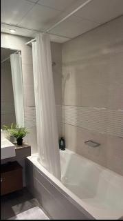 Alreem Island Studio Apartment Arc Tower B - 5