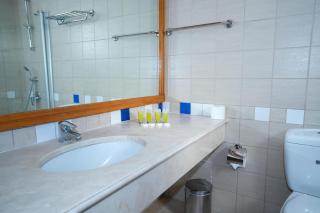 Paphos Gardens Holiday Resort - 9