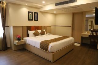 Signature Suites - 4