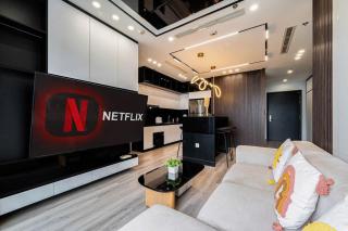 Landmark 81 Apartments Service - 1