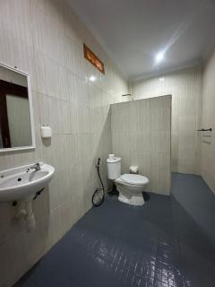 Yana Guest House Canggu - 6