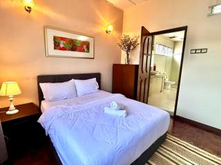 Cozy Family Suite at Shared Bungalow House SS2 PJ - 2