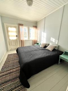 Vuohensaari, Rantatalo 3 - 8