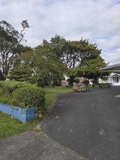 Golden Aura Suites - 1