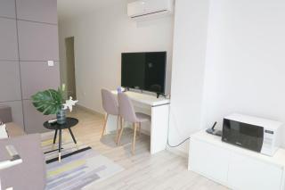 Comfy Studio 4 by Ong Realty - 8