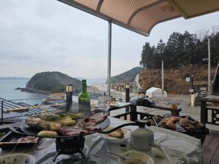 Namhae Modern Spa Pension - 8
