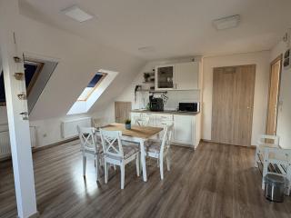 JOY Apartman - Balatonalmádi Home with Panorama - 7