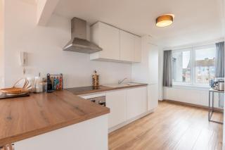 Cozy 2BR Seaside Apartment in Oostende - Family-Friendly and Fully Equipped - 1