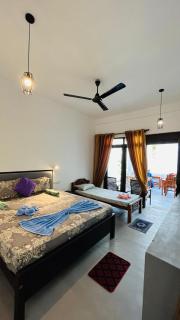 Saffron Swell Villa - 4