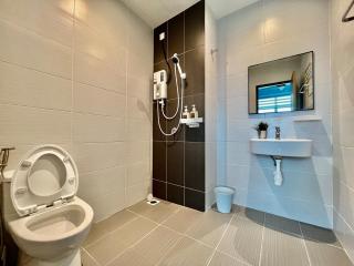 Melaka novo 8 Central Stay -6pax -TV-Box -Wi-Fi - 5