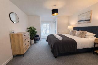 LimeTree in the Blue House - Cambridge Central Stay - 1