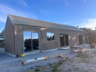 Winder-Lea Whare in Native Bush - 0