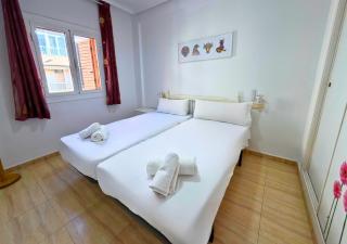 Apartamento Edén 3C: Los Naufragos Beach Area - 8