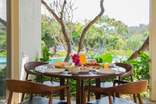 SaffronStays Chandra Amara - 5