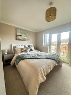 Castle View, Cosy Stay - Strood - 9