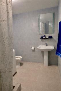 Casa Travia - Rose Hill Central, Wi-Fi & Comfort - 4