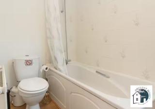 7 Bedroom Home - Contractor Stays - Reading Central - 2