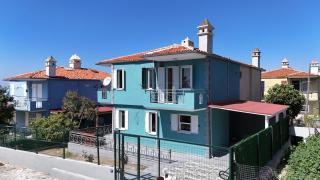 Stylish Villa in Kuşadası, 5 Minutes to the Center and the Sea - 7