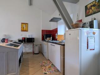 Gîte familial au cœur des gorges de la Loire avec équipements bébé et loisirs extérieurs - FR-1-582-238 - 2