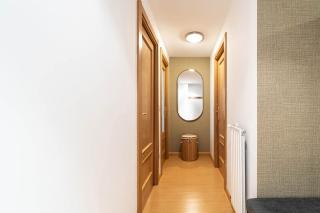 A Cozy Refuge - 2min drive to slopes - 4pax - 2