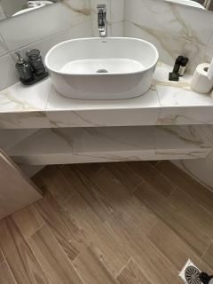 Phaedrus Living Artotines Urban Residence - 1