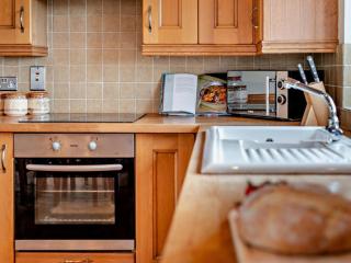 1 Bed in Looe oc-overh - 2