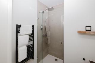 Nature Lake Village – Villa Greenly n°21 – 4 personnes avec jacuzzi - 4