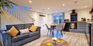 Peaceful Derbyshire Cottage with stunning views - 3