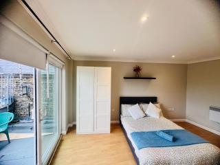 London Terrace House Elite - 3