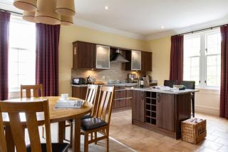 Cameron Club Lodges - 3