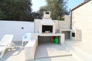House Mara 2421 - 7
