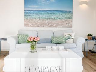 Strand Cottage - 7