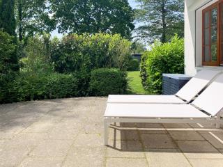 Strand Cottage - 1