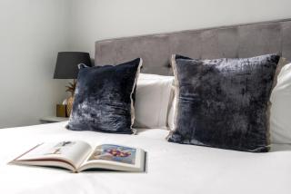 LUXURIOUS Country Rooms in Hurley - THE FOX - 2