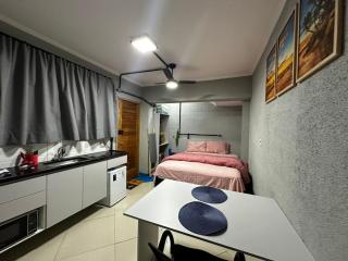 Suite três - 14 min aeroporto de Guarulhos- 25 min Neo Quimica - 8