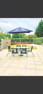 LYNNTON HOUSE Stunning 6 bed Town Centre House ALL with En-Suites Prime Location Tamworth - 4
