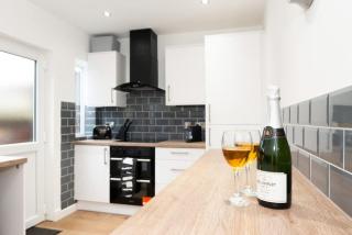 Argyle House Stunning 2 Bed Town Centre Home from Home with Private Parking - 8