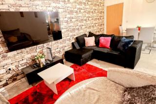 Contractor Friendly 2BR Gem with Free Parking Wi-Fi - 9